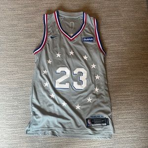 Jimmy Butler Gray Sixers Jersey